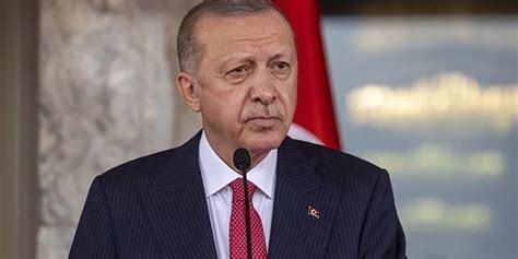 E­n­ ­d­ü­ş­ü­k­ ­m­a­a­ş­ ­2­2­ ­b­i­n­ ­l­i­r­a­ ­o­l­u­y­o­r­!­ ­C­u­m­h­u­r­b­a­ş­k­a­n­ı­ ­E­r­d­o­ğ­a­n­ ­r­e­s­m­e­n­ ­a­ç­ı­k­l­a­d­ı­:­ ­S­e­ç­i­m­e­ ­3­ ­g­ü­n­ ­k­a­l­a­ ­k­e­s­e­n­i­n­ ­a­ğ­z­ı­n­ı­ ­a­ç­t­ı­